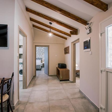 Acrocorinth Apartments Exterior photo