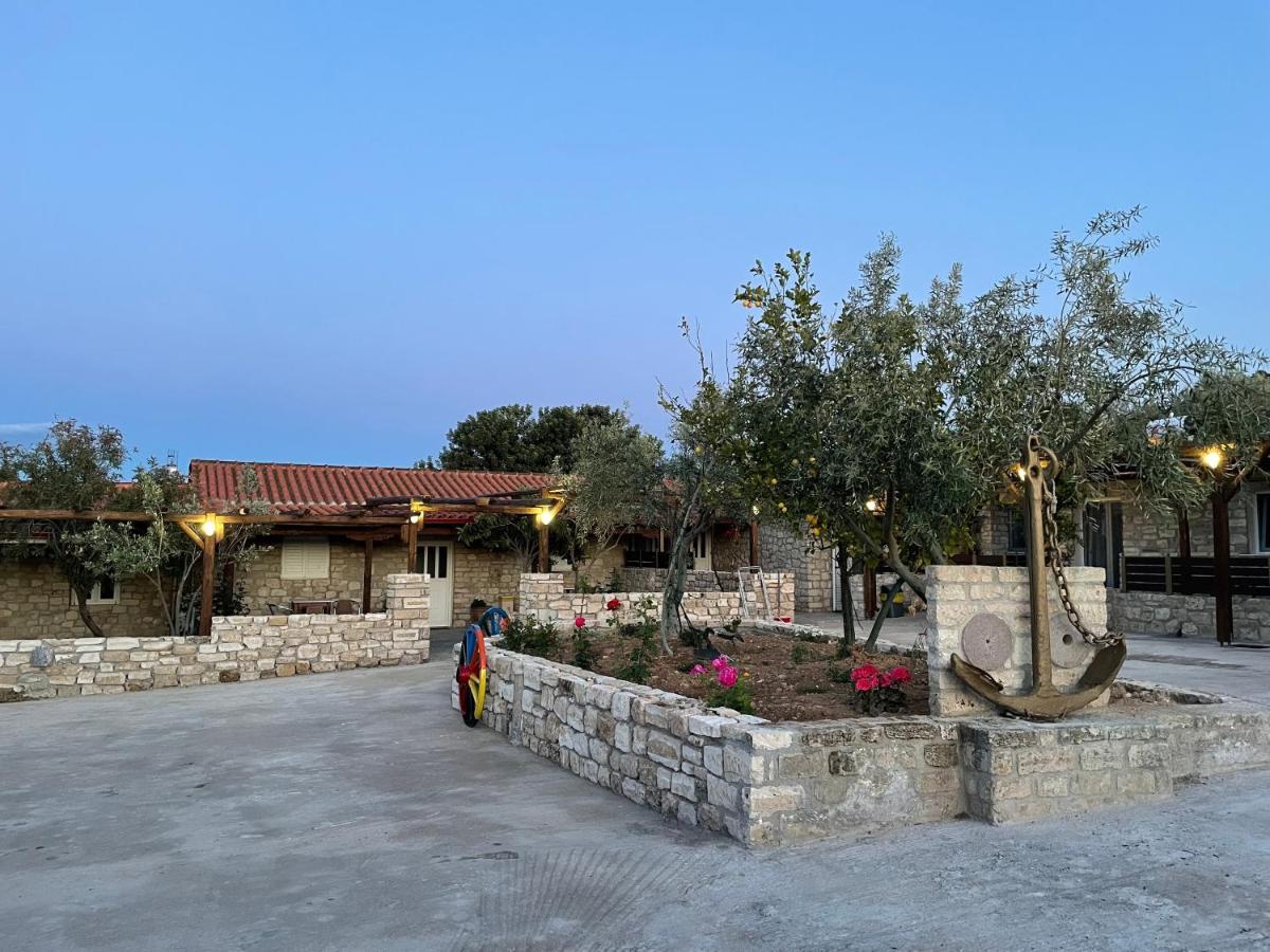 Acrocorinth Apartments Exterior photo