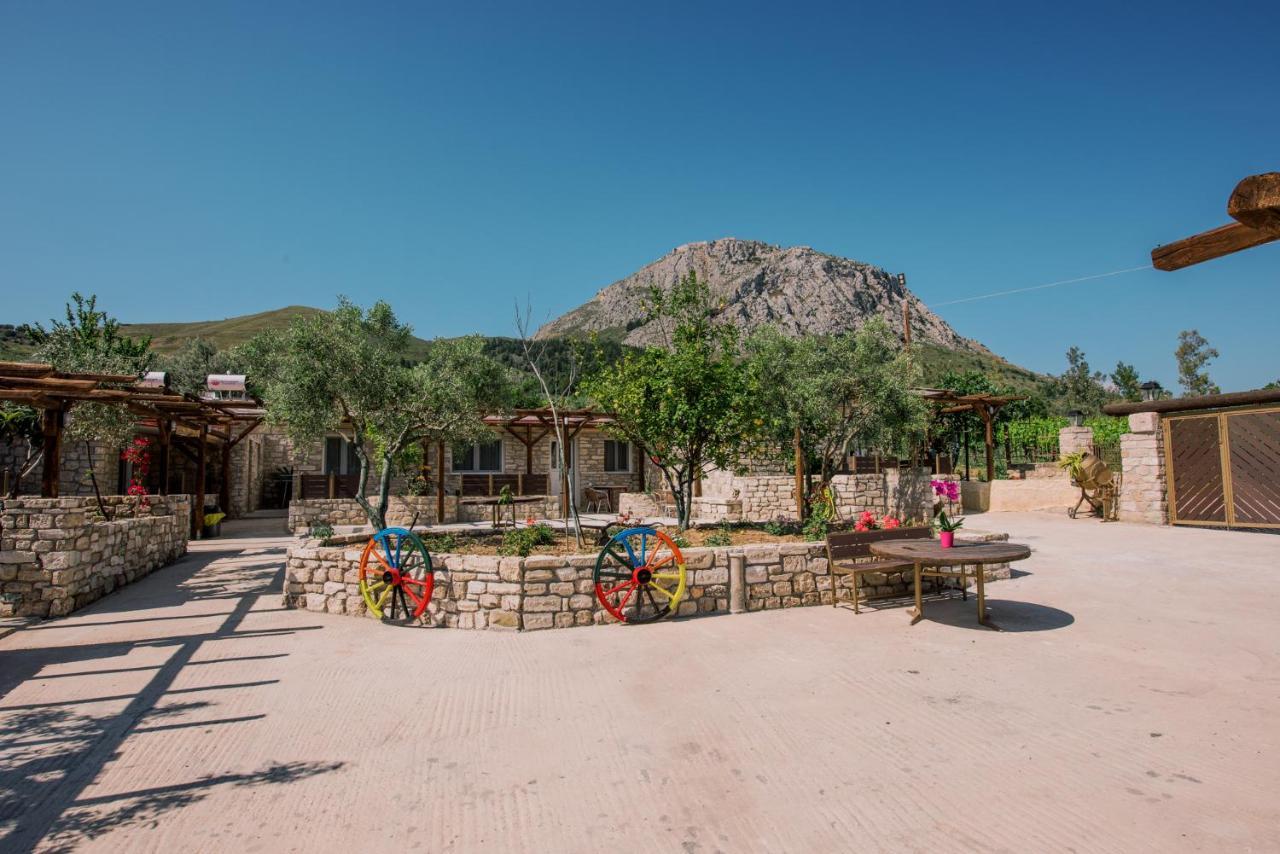 Acrocorinth Apartments Exterior photo